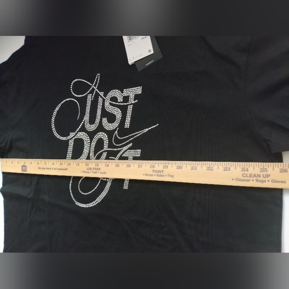Nike Women's Black Size L 'Just Do It' Tee Crystal-Style Rhinestone Look New - Picture 2 of 5